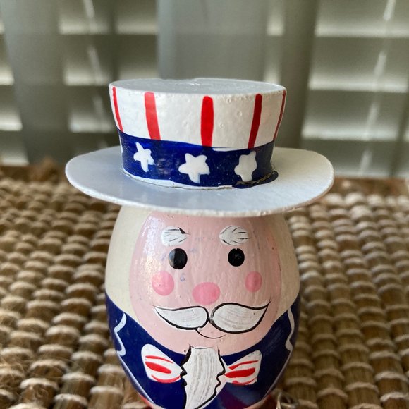 Two Patriotic Wooden Egg People Shelf Sitters - Picture 3 of 7